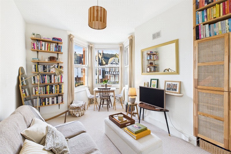 Holmdene Avenue, London, SE24