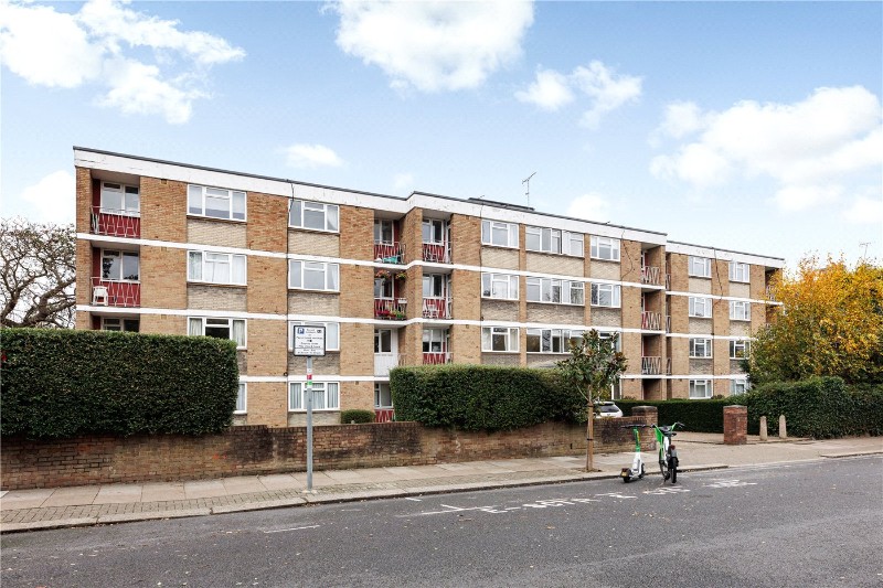 Keswick Road, London, SW15