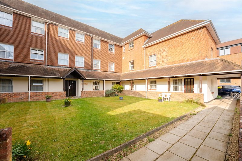 Great Well Drive, Romsey, Hampshire, SO51