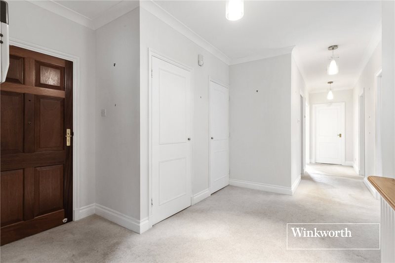 Hendon Lane, Finchley, London, N3