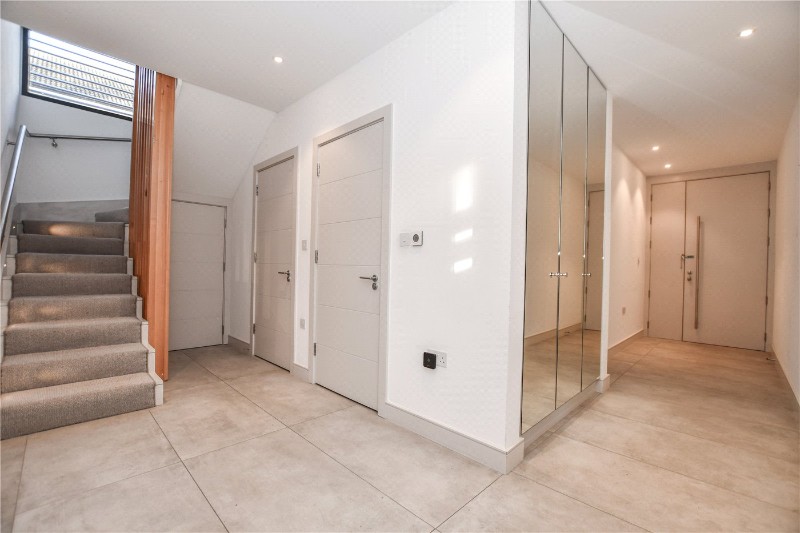 New Wokingham Road, Crowthorne, Berkshire, RG45