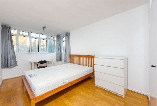 Churchill Gardens, London, SW1V