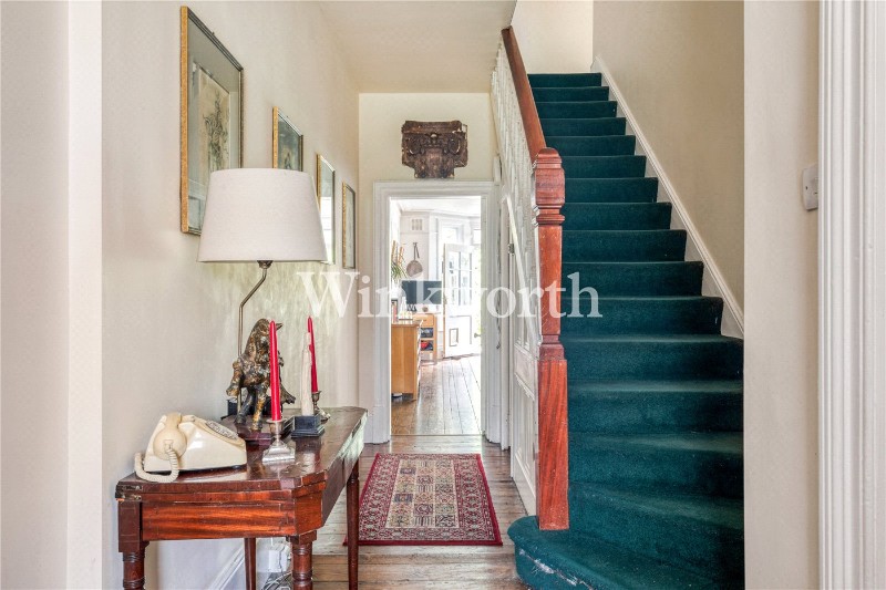 Lakeside Road, London, N13