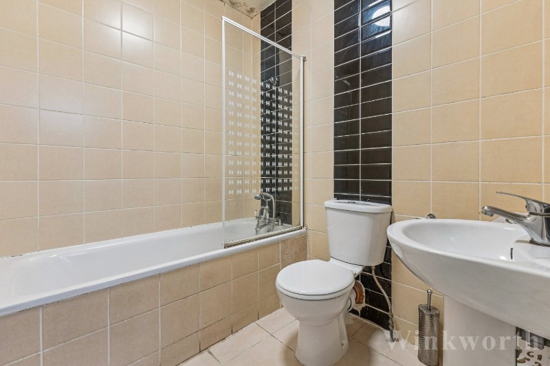 New Cross Road, London, SE14