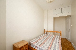 Grosvenor Parade, Uxbridge Road, Ealing, London, W5