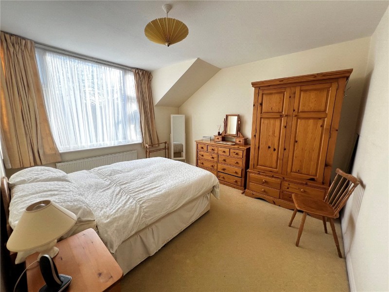 Sunningdale, Hythe, Southampton, Hampshire, SO45