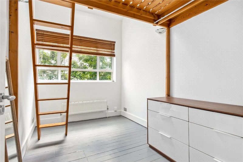 Bradbury Mews, London, N16