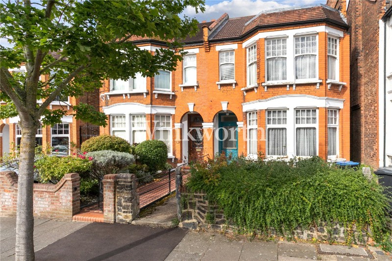 Lakeside Road, London, N13