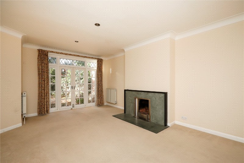 Carbery Avenue, London, W3