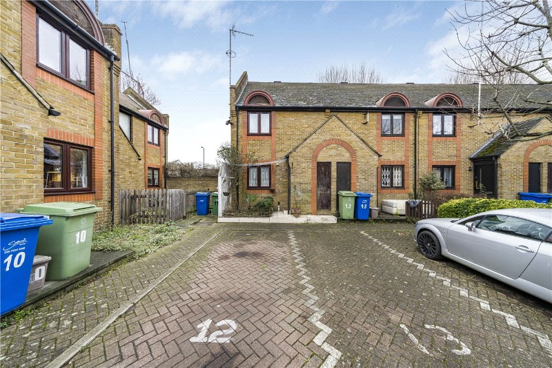 Isambard Place, London, SE16