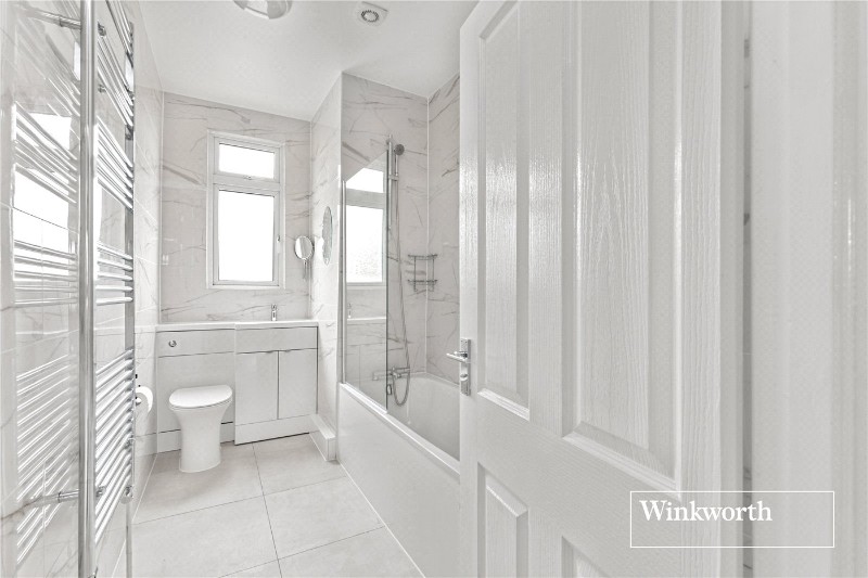 Sussex Ring, Woodside Park, London, N12