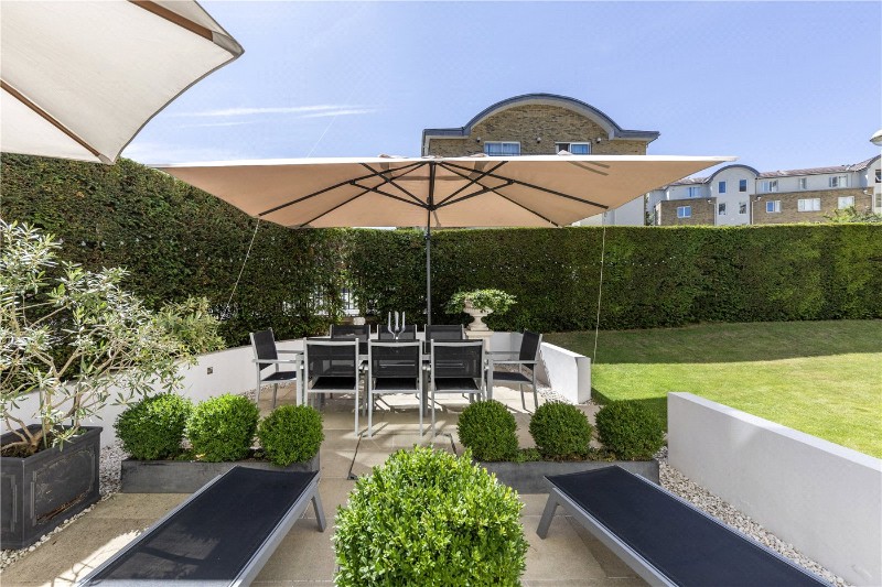 Point Pleasant, London, SW18