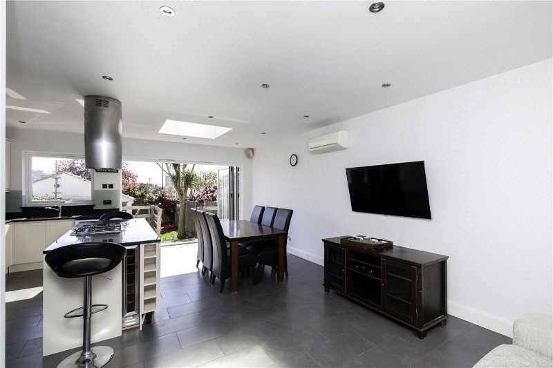 The Ridgeway, London, United Kingdom, W3