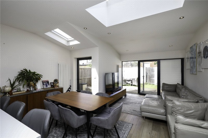 Drayton Gardens, London, W13