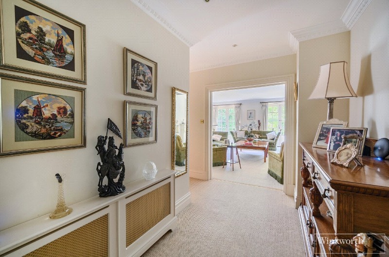 Cross Road, Sunningdale, Berkshire, SL5