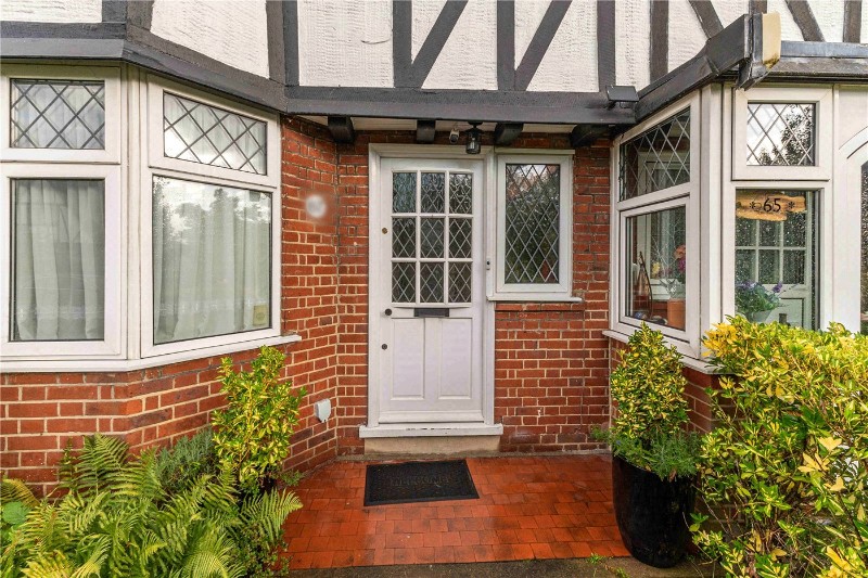 Princes Gardens, London, W3