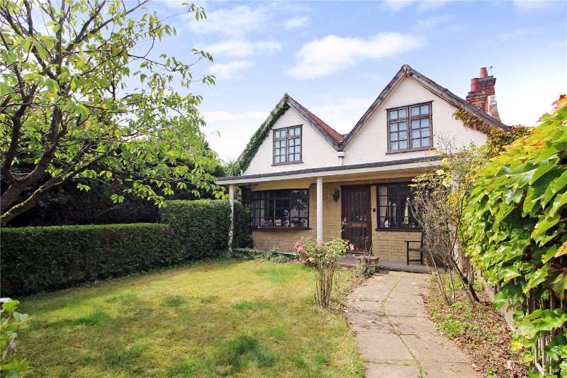 The Street, Surlingham, Norwich, Norfolk, NR14