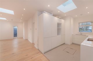 Dalgarno Gardens, London, W10