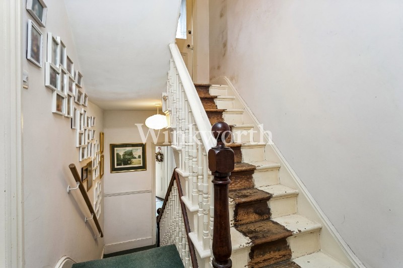 Willoughby Road, London, N8