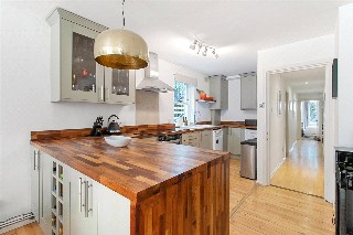Highbury Hill, London, N5