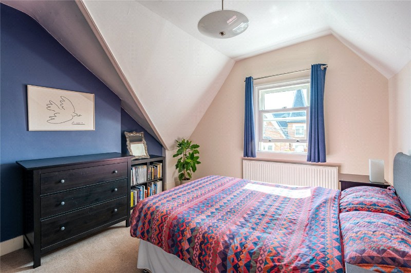 Deronda Road, London, SE24