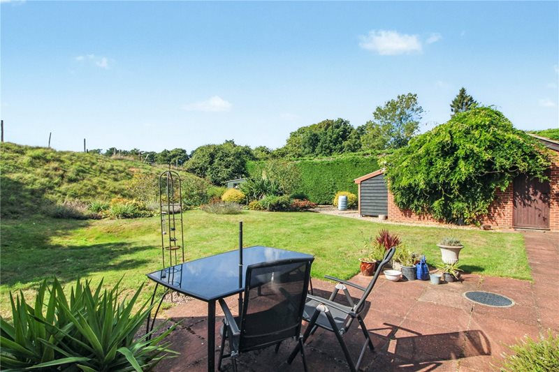 Ferry Road, Surlingham, Norwich, Norfolk, NR14