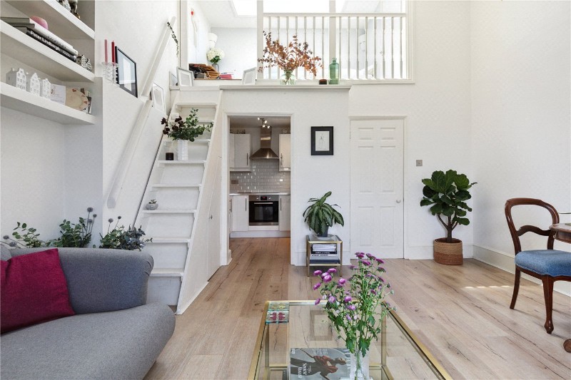 Bolingbroke Grove, London, SW11