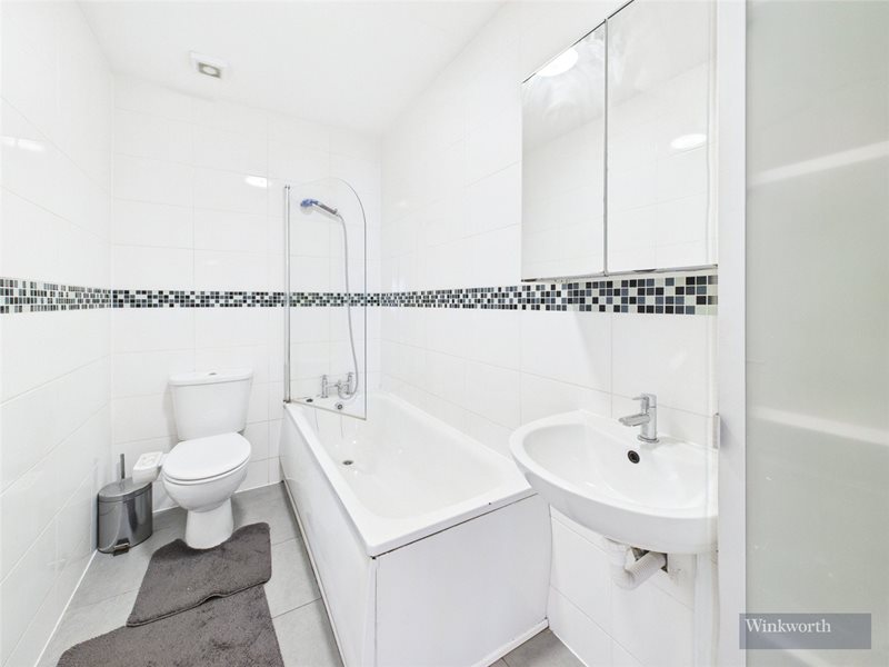 Barnsbury Lane, Surbiton, KT5