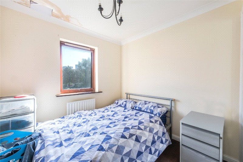 Plover Way, London, SE16