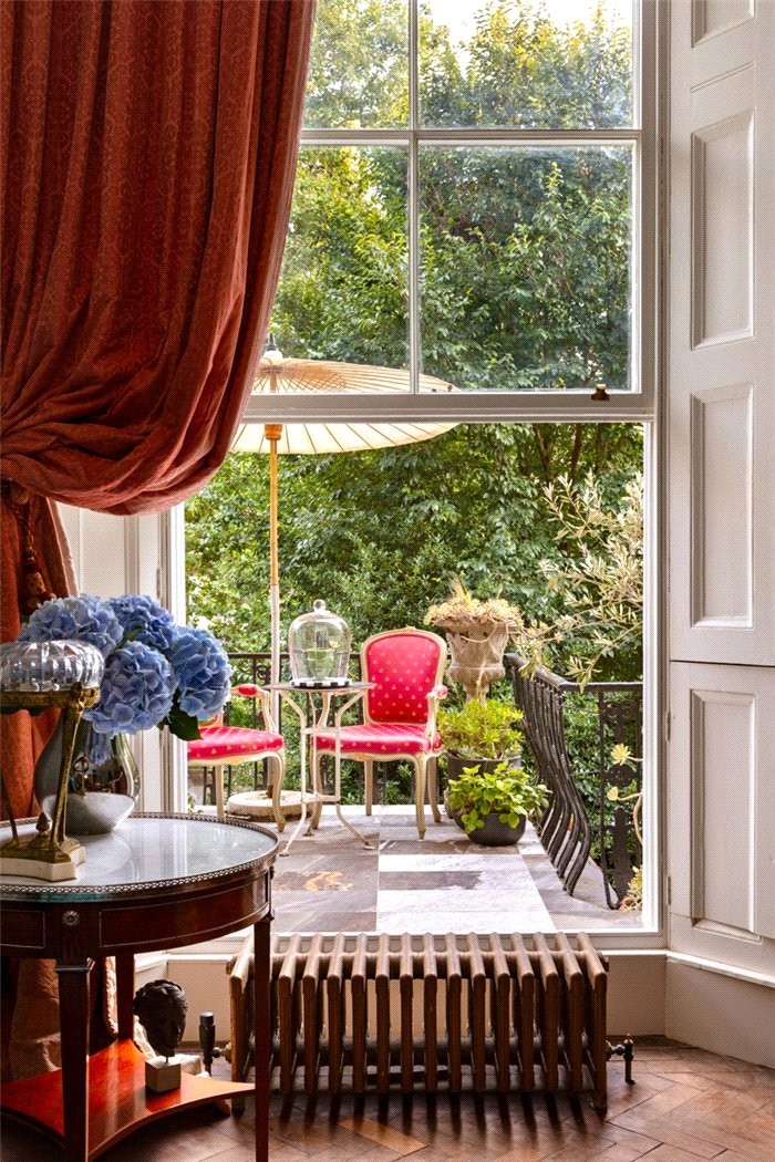 Gloucester Gardens, London, W2