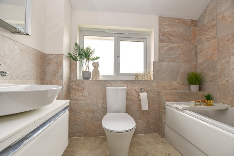 Austen Grove, Arborfield Green, Reading, Berkshire, RG2