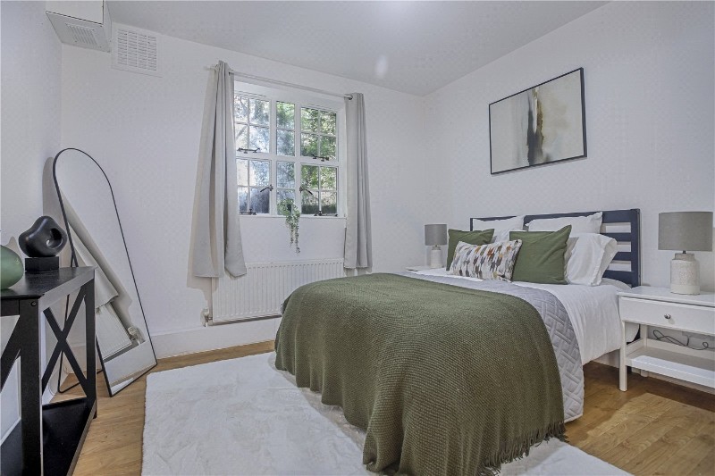 Myddelton Passage, London, EC1R
