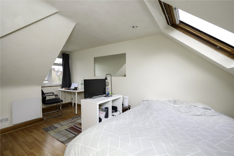 Park Drive, London, W3