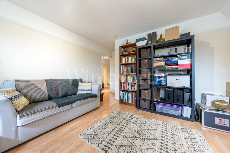 Hodford Road, London, NW11