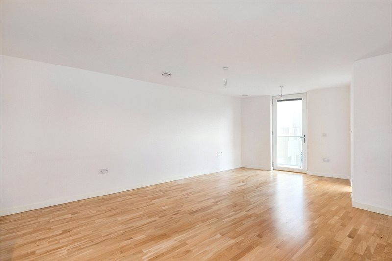 Baltic Avenue, Brentford, TW8
