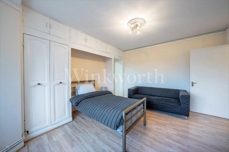 Finchley Road, London, NW11