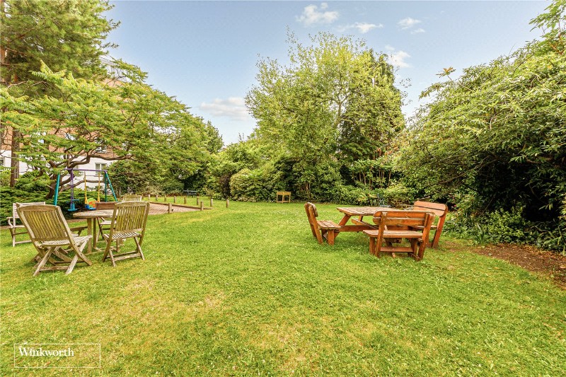 Devonhurst Place, Heathfield Terrace, London, W4