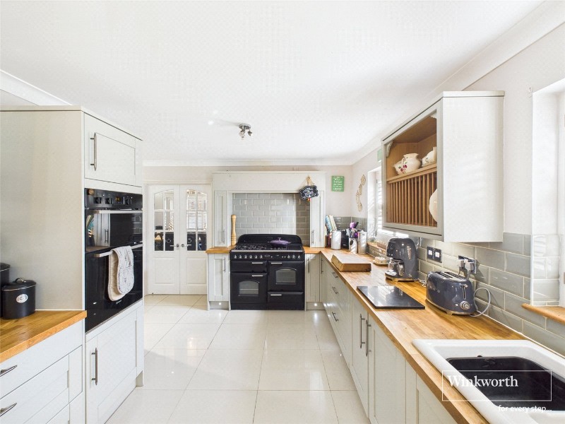 Burghfield Bridge, Burghfield, Reading, RG30