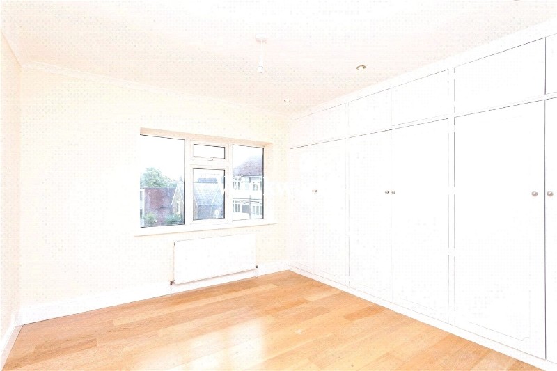 Ray Court, Golders Green Road, London, NW11