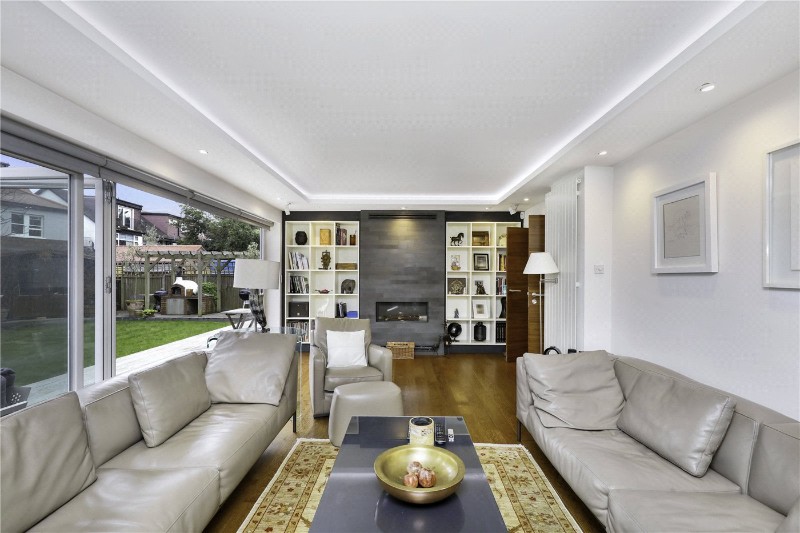 Hazelwood Close, London, W5