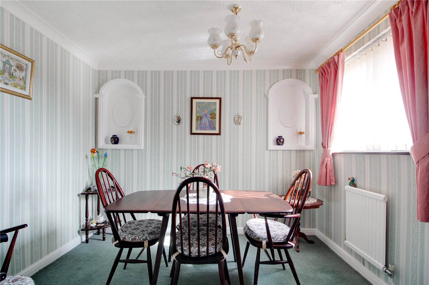 Bed 3/Dining Room