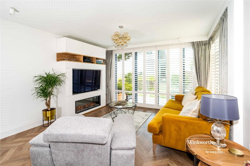 Wharncliffe Road, Highcliffe, Christchurch, Dorset, BH23