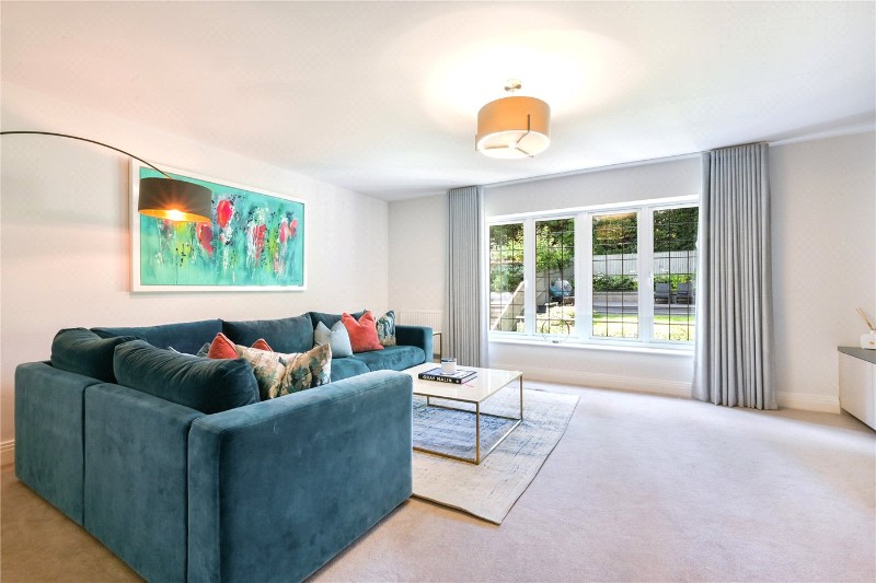 Dacre Close, Chipstead, Surrey, CR5
