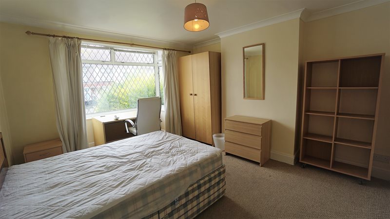 Fourth Avenue, Bristol, Avon, BS7