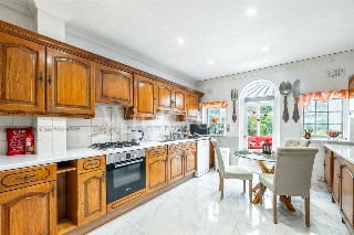 St. Georges Road, London, NW11