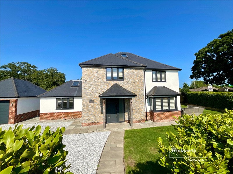 Kennard Road, New Milton, Hampshire, BH25