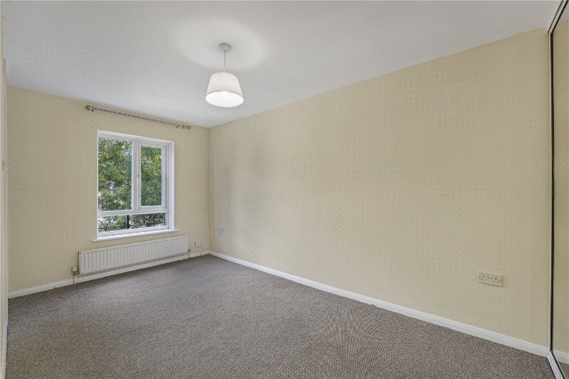 Chargrove Close, London, SE16
