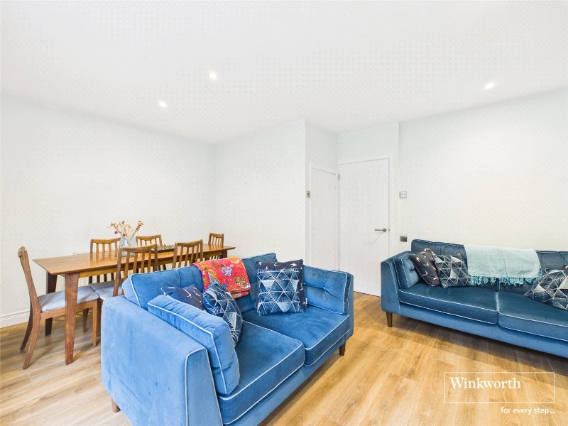 Epsom Crescent, Newbury, Berkshire, RG14