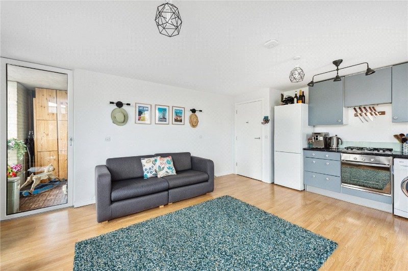 Seven Sisters Road, London, N4