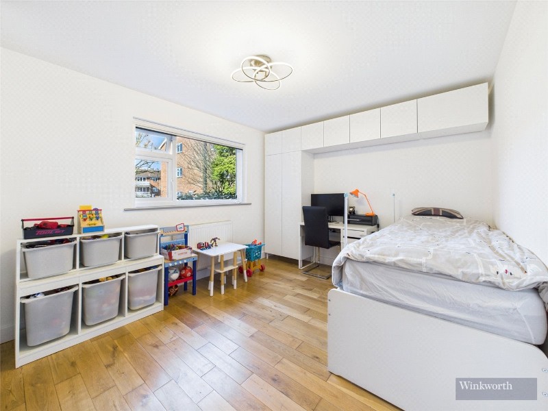 Lovelace Gardens, Surbiton, KT6
